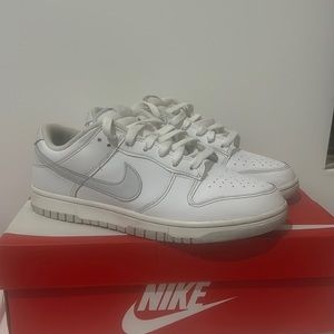 Nike Dunks Pure Platinum